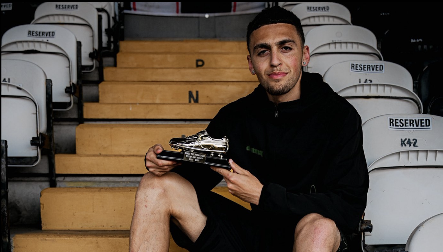 Jaze Kabia with his Grimsby Town Golden Boot